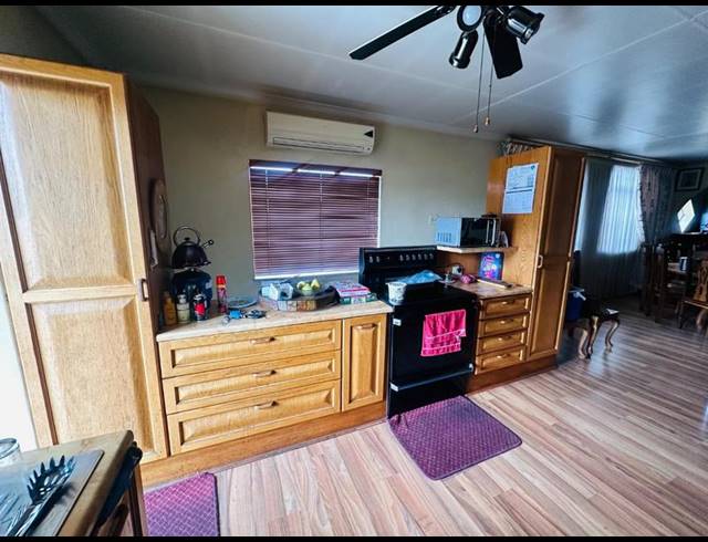 3 BEDROOM HOUSE FOR SALE IN GERMISTON STATION